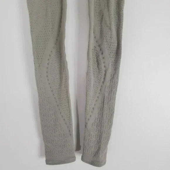 Lululemon REAVEAL TIGHT CARBON DUST LEGGING - Picture 6 of 16